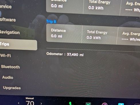 Used 2023 Tesla Model S Standard Range image 10