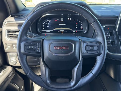 Used 2023 GMC Yukon AT4 w/ AT4 Premium Package image 20