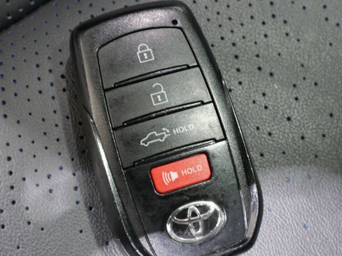 Used 2025 Toyota Tundra Platinum image 28