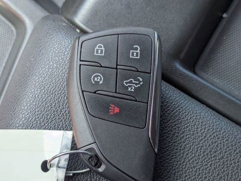 Used 2024 Chevrolet Silverado 1500 LT AWD/4WD image 35