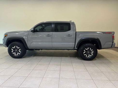 Certified 2020 Toyota Tacoma TRD Off-Road image 3