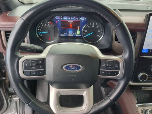 Used 2024 Ford Expedition Max Limited image 19