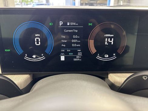Certified 2025 Hyundai Sonata SEL FWD image 10