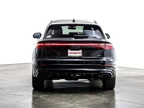 New 2026 Audi Q8 Premium Plus image 3