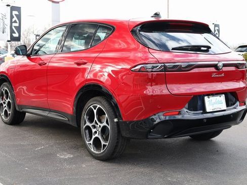 New 2025 Alfa Romeo Tonale w/ Premium Package image 6