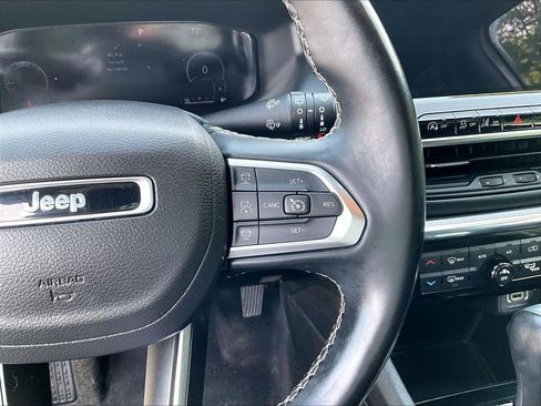 Used 2022 Jeep Compass High Altitude AWD/4WD image 24