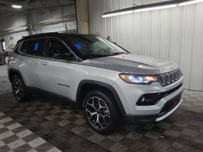 Used 2025 Jeep Compass Limited w/ Mopar Graphics Package