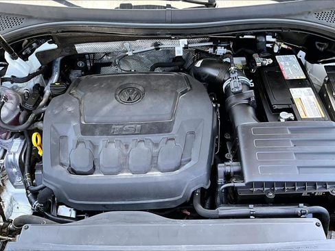 Used 2022 Volkswagen Tiguan SE FWD image 26