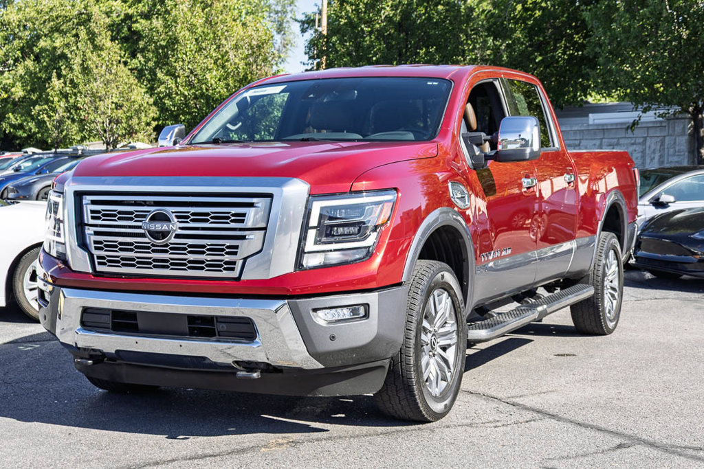 Used 2024 Nissan Titan Platinum Reserve AWD/4WD image 14