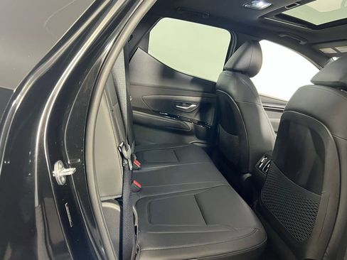 Used 2023 Hyundai Santa Cruz Limited w/ Winter Package image 28