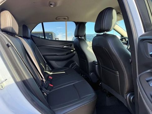 Used 2024 Buick Encore GX Sport Touring image 11