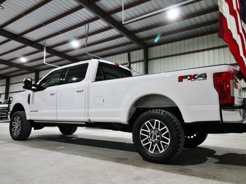 Used 2019 Ford F350 Lariat w/ Lariat Ultimate Package AWD/4WD image 8