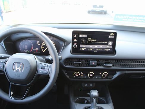 New 2026 Honda HR-V LX image 29