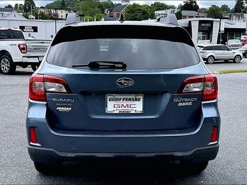 Used 2016 Subaru Outback 2.5i Limited AWD/4WD image 8