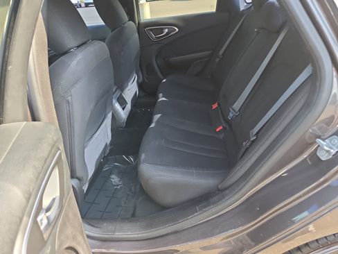 Used 2015 Chrysler 200 Limited w/ Spring Special Group FWD image 21