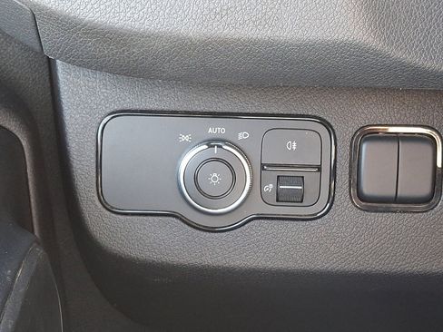 Used 2022 Mercedes-Benz Sprinter 144 Cargo image 24