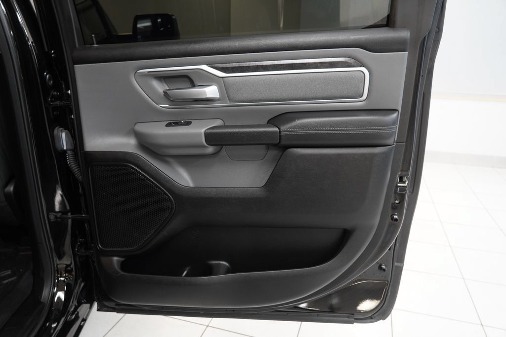Used 2019 RAM 1500 Big Horn AWD/4WD image 30
