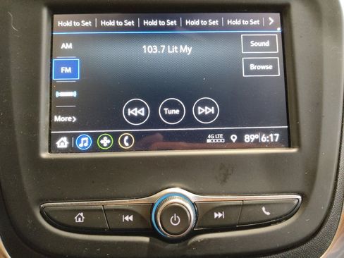 Used 2019 Chevrolet Equinox LT FWD image 25