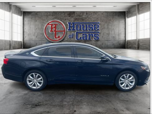 Used 2018 Chevrolet Impala LT w/ LT Entertainment Package FWD image 4