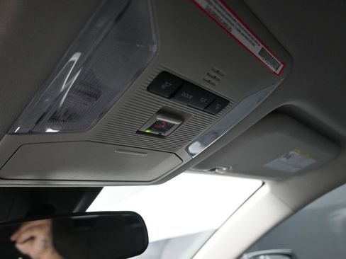 Used 2023 Toyota RAV4 LE image 12