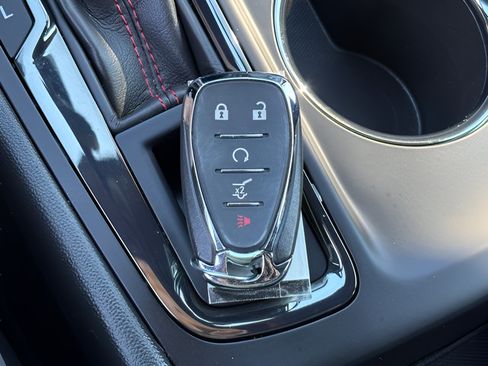 Used 2024 Chevrolet Equinox RS AWD/4WD image 11