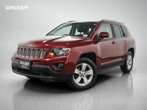 Used 2014 Jeep Compass Latitude FWD image 1