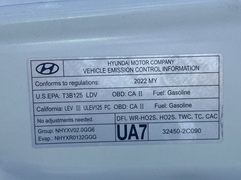 Used 2022 Genesis G70 2.0T RWD image 35