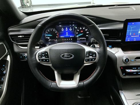 Used 2022 Ford Explorer Timberline image 11