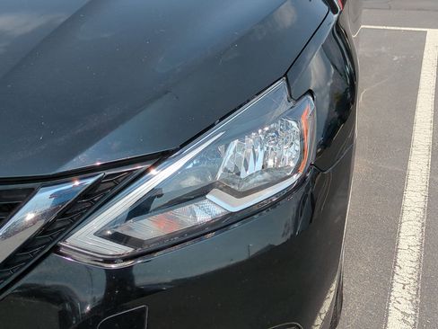 Used 2017 Nissan Sentra S image 12