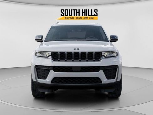 New 2026 Jeep Grand Cherokee Altitude AWD/4WD image 6