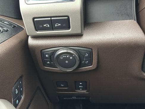 Used 2017 Ford F250 King Ranch w/ King Ranch Ultimate Package image 27