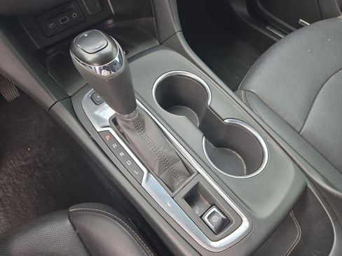 Used 2020 Chevrolet Equinox Premier image 32