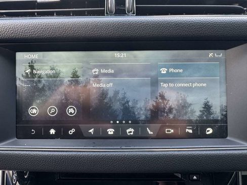 Used 2016 Jaguar XF S image 17