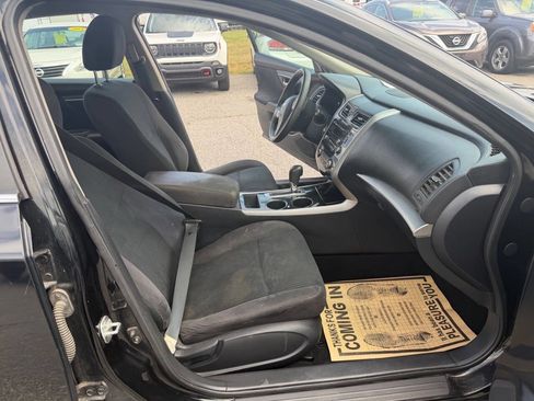 Used 2014 Nissan Altima 2.5 S FWD image 14