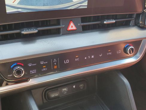 Used 2023 Kia Sportage SX image 31