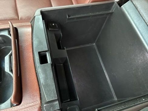 Used 2018 Chevrolet Tahoe Premier image 29