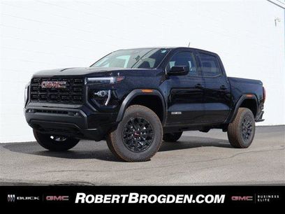 New 2026 GMC Canyon Elevation w/ Convenience Package