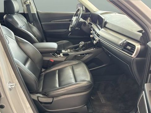 Used 2023 Kia Telluride EX X-Line AWD/4WD image 25