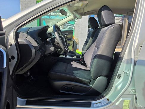 Used 2016 Nissan Altima 2.5 S w/ Power Driver Seat Package FWD image 19