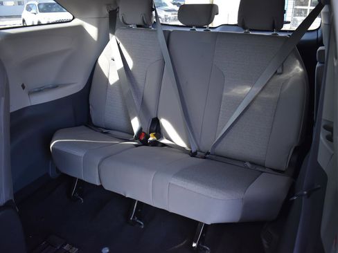 Used 2024 Toyota Sienna LE image 16