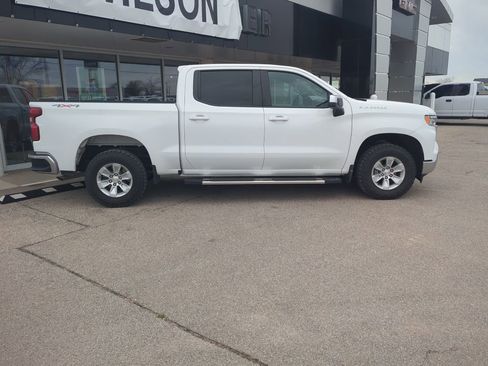 Used 2023 Chevrolet Silverado 1500 LT image 5