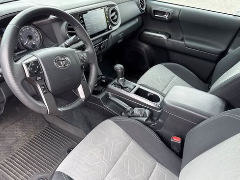 Used 2023 Toyota Tacoma TRD Sport w/ Advanced Technology Package AWD/4WD image 9