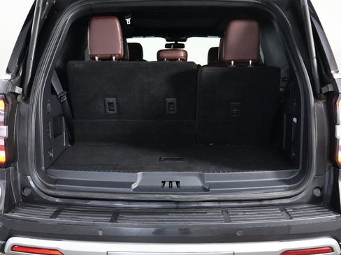 Used 2022 Ford Expedition Limited image 24