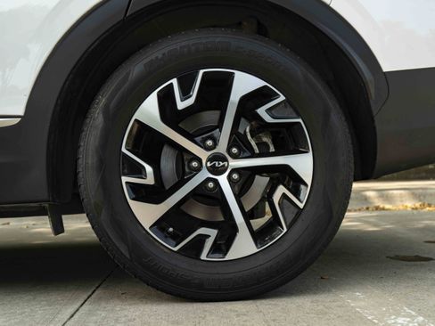 Used 2023 Kia Sportage EX FWD image 15