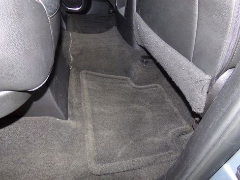 Used 2016 Chevrolet Suburban LT image 38