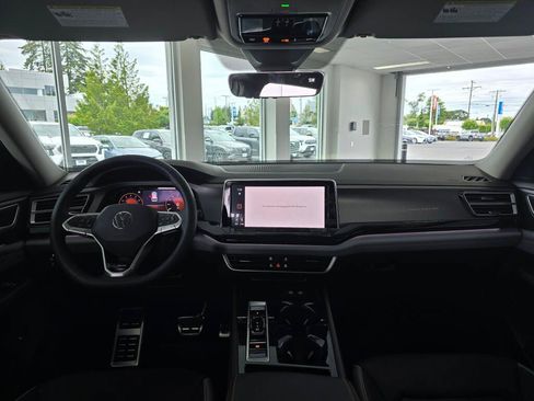 New 2026 Volkswagen Atlas Peak Edition AWD/4WD image 32