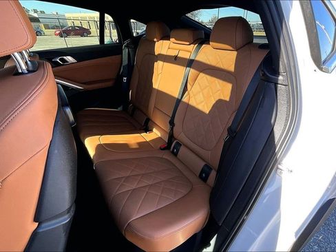 Used 2023 BMW X6 xDrive40i image 37