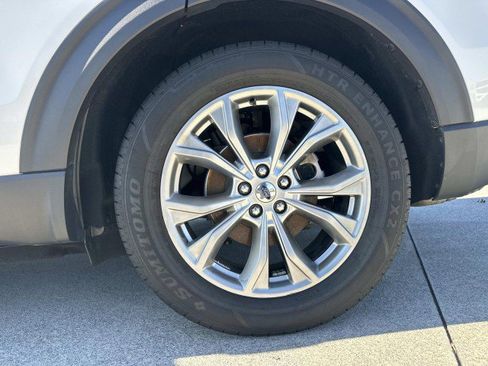 Used 2020 Ford Explorer Limited image 19