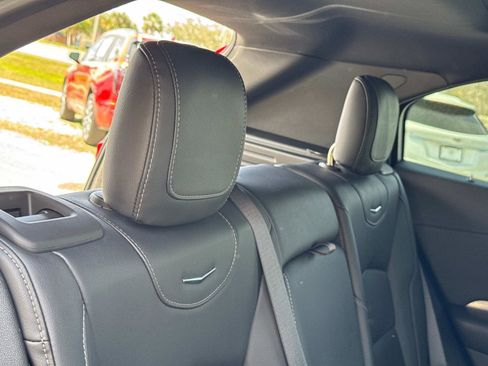 Used 2024 Cadillac XT4 Premium Luxury image 25