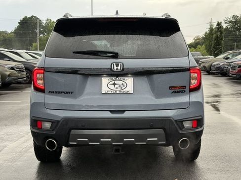 Used 2025 Honda Passport TrailSport image 4
